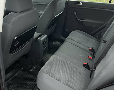 Червоний Фольксваген Гольф, об'ємом двигуна 1.6 л та пробігом 223 тис. км за 6550 $, фото 17 на Automoto.ua