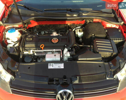 Красный Фольксваген Гольф, объемом двигателя 1.39 л и пробегом 220 тыс. км за 7200 $, фото 15 на Automoto.ua