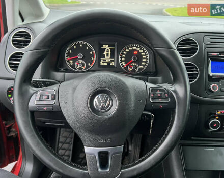 Червоний Фольксваген Гольф, об'ємом двигуна 1.6 л та пробігом 223 тис. км за 6550 $, фото 12 на Automoto.ua