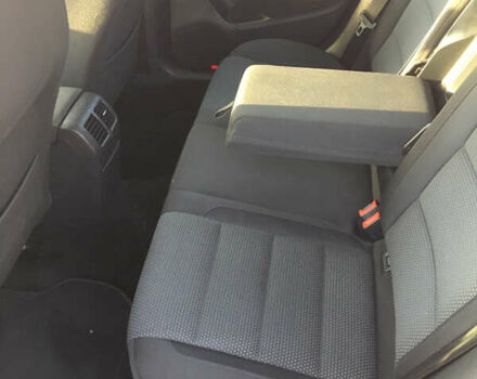 Красный Фольксваген Гольф, объемом двигателя 1.39 л и пробегом 220 тыс. км за 7200 $, фото 12 на Automoto.ua