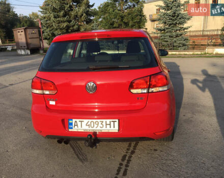 Красный Фольксваген Гольф, объемом двигателя 1.39 л и пробегом 220 тыс. км за 7200 $, фото 1 на Automoto.ua
