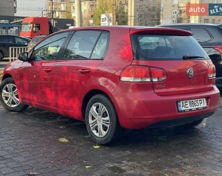 Красный Фольксваген Гольф, объемом двигателя 1.2 л и пробегом 205 тыс. км за 6800 $, фото 5 на Automoto.ua