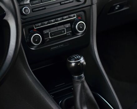 Червоний Фольксваген Гольф, об'ємом двигуна 1.4 л та пробігом 150 тис. км за 6999 $, фото 12 на Automoto.ua