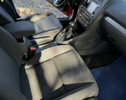 Червоний Фольксваген Гольф, об'ємом двигуна 1.4 л та пробігом 223 тис. км за 5850 $, фото 17 на Automoto.ua