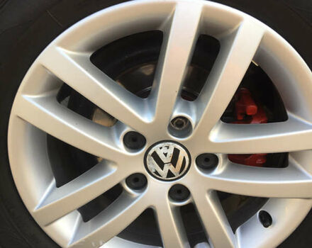 Красный Фольксваген Гольф, объемом двигателя 1.39 л и пробегом 220 тыс. км за 7200 $, фото 8 на Automoto.ua