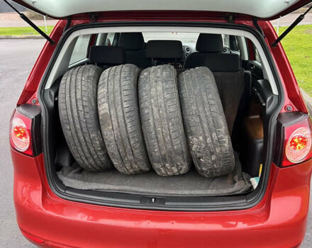 Червоний Фольксваген Гольф, об'ємом двигуна 1.6 л та пробігом 223 тис. км за 6550 $, фото 19 на Automoto.ua