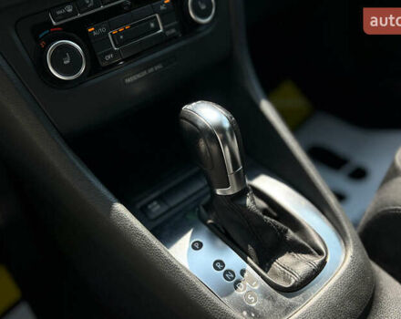 Красный Фольксваген Гольф, объемом двигателя 1.4 л и пробегом 156 тыс. км за 10350 $, фото 10 на Automoto.ua