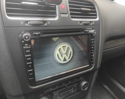 Красный Фольксваген Гольф, объемом двигателя 0 л и пробегом 130 тыс. км за 10000 $, фото 6 на Automoto.ua