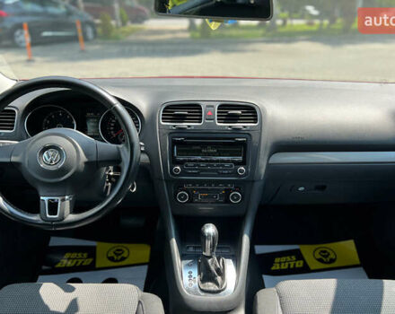 Красный Фольксваген Гольф, объемом двигателя 1.4 л и пробегом 156 тыс. км за 10350 $, фото 15 на Automoto.ua