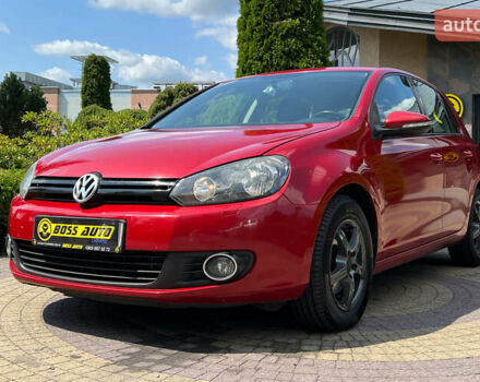 Красный Фольксваген Гольф, объемом двигателя 1.4 л и пробегом 156 тыс. км за 10350 $, фото 2 на Automoto.ua