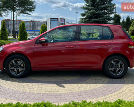 Красный Фольксваген Гольф, объемом двигателя 1.4 л и пробегом 156 тыс. км за 10350 $, фото 3 на Automoto.ua