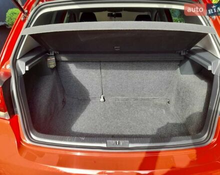 Красный Фольксваген Гольф, объемом двигателя 1.4 л и пробегом 251 тыс. км за 6850 $, фото 31 на Automoto.ua