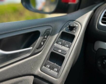 Красный Фольксваген Гольф, объемом двигателя 1.4 л и пробегом 156 тыс. км за 10350 $, фото 13 на Automoto.ua