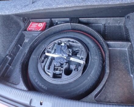 Красный Фольксваген Гольф, объемом двигателя 0 л и пробегом 130 тыс. км за 10000 $, фото 2 на Automoto.ua