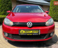 Красный Фольксваген Гольф, объемом двигателя 1.4 л и пробегом 156 тыс. км за 10350 $, фото 1 на Automoto.ua