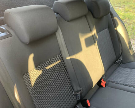 Красный Фольксваген Гольф, объемом двигателя 1.2 л и пробегом 202 тыс. км за 6300 $, фото 8 на Automoto.ua