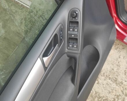 Красный Фольксваген Гольф, объемом двигателя 0 л и пробегом 130 тыс. км за 10000 $, фото 18 на Automoto.ua