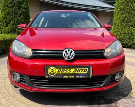 Красный Фольксваген Гольф, объемом двигателя 1.4 л и пробегом 156 тыс. км за 10350 $, фото 1 на Automoto.ua