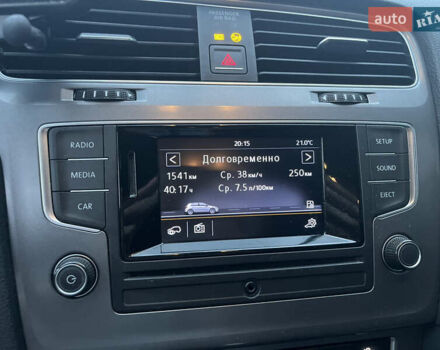 Червоний Фольксваген Гольф, об'ємом двигуна 1.4 л та пробігом 170 тис. км за 10500 $, фото 18 на Automoto.ua