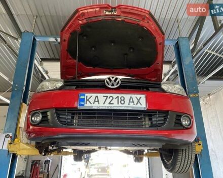 Красный Фольксваген Гольф, объемом двигателя 1.2 л и пробегом 162 тыс. км за 8600 $, фото 1 на Automoto.ua
