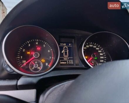 Красный Фольксваген Гольф, объемом двигателя 1.39 л и пробегом 151 тыс. км за 8900 $, фото 1 на Automoto.ua