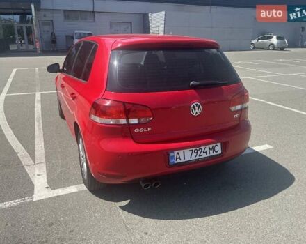 Красный Фольксваген Гольф, объемом двигателя 1.39 л и пробегом 250 тыс. км за 7999 $, фото 15 на Automoto.ua