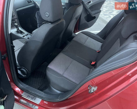 Червоний Фольксваген Гольф, об'ємом двигуна 1.4 л та пробігом 170 тис. км за 10500 $, фото 11 на Automoto.ua