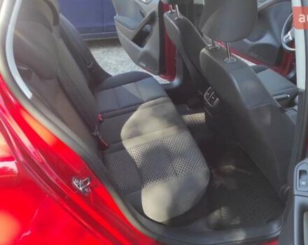 Червоний Фольксваген Гольф, об'ємом двигуна 1.39 л та пробігом 137 тис. км за 8400 $, фото 11 на Automoto.ua