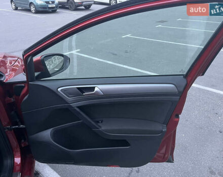 Червоний Фольксваген Гольф, об'ємом двигуна 1.4 л та пробігом 170 тис. км за 10500 $, фото 8 на Automoto.ua