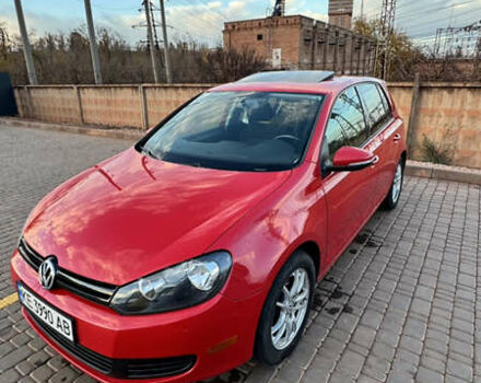 Красный Фольксваген Гольф, объемом двигателя 2.48 л и пробегом 194 тыс. км за 9900 $, фото 3 на Automoto.ua