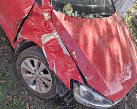 Красный Фольксваген Гольф, объемом двигателя 1.6 л и пробегом 270 тыс. км за 3700 $, фото 7 на Automoto.ua