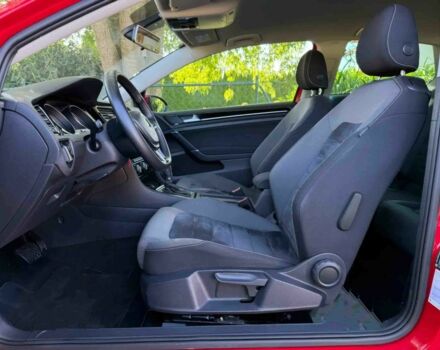 Красный Фольксваген Гольф, объемом двигателя 1.5 л и пробегом 85 тыс. км за 6700 $, фото 7 на Automoto.ua