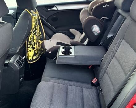 Красный Фольксваген Гольф, объемом двигателя 2.5 л и пробегом 194 тыс. км за 11464 $, фото 11 на Automoto.ua