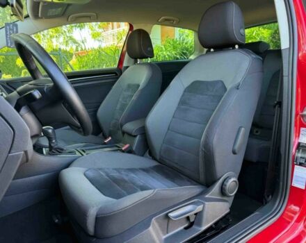 Красный Фольксваген Гольф, объемом двигателя 1.5 л и пробегом 85 тыс. км за 6700 $, фото 9 на Automoto.ua