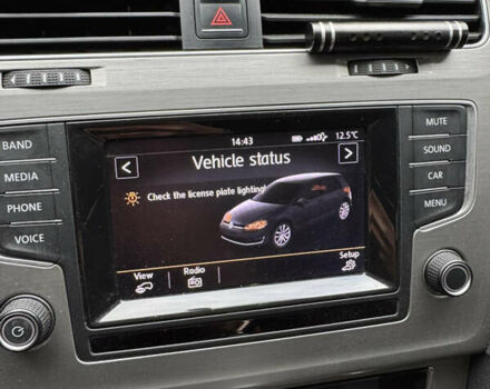 Фольксваген Гольф 2015 в Киеве на Automoto.ua Красный Фольксваген Гольф, объемом двигателя 1.8 л и пробегом 127 тыс. км за 12499 $, фото 9 на Automoto.ua