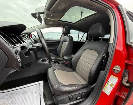 Червоний Фольксваген Гольф, об'ємом двигуна 2 л та пробігом 74 тис. км за 8600 $, фото 6 на Automoto.ua