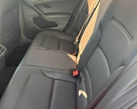 Красный Фольксваген Гольф, объемом двигателя 2 л и пробегом 77 тыс. км за 7200 $, фото 10 на Automoto.ua