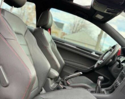 Червоний Фольксваген Гольф, об'ємом двигуна 2 л та пробігом 80 тис. км за 7800 $, фото 8 на Automoto.ua