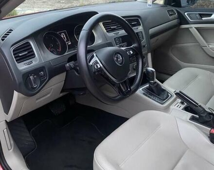 Красный Фольксваген Гольф, объемом двигателя 1.97 л и пробегом 146 тыс. км за 12950 $, фото 8 на Automoto.ua