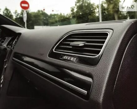 Красный Фольксваген Гольф, объемом двигателя 2 л и пробегом 3 тыс. км за 13000 $, фото 18 на Automoto.ua