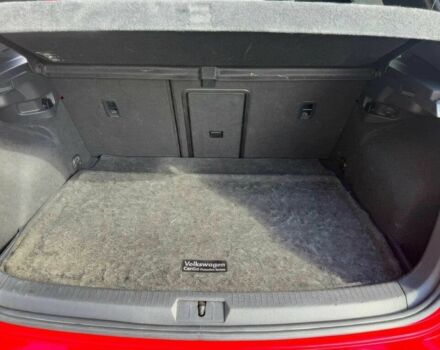 Красный Фольксваген Гольф, объемом двигателя 2 л и пробегом 71 тыс. км за 4000 $, фото 10 на Automoto.ua