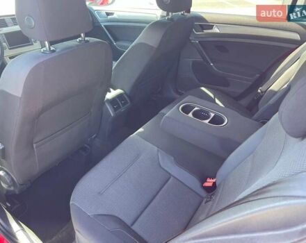 Красный Фольксваген Гольф, объемом двигателя 1.4 л и пробегом 161 тыс. км за 13300 $, фото 37 на Automoto.ua