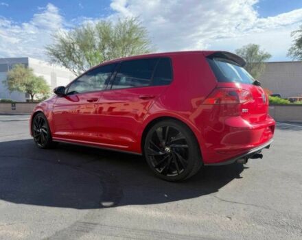 Красный Фольксваген Гольф, объемом двигателя 2 л и пробегом 71 тыс. км за 4000 $, фото 4 на Automoto.ua