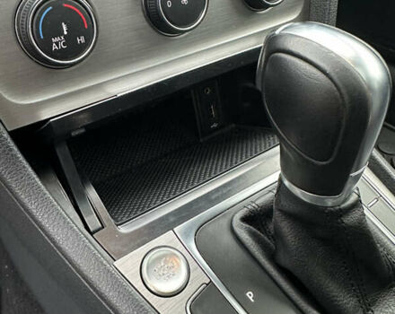 Красный Фольксваген Гольф, объемом двигателя 1.8 л и пробегом 150 тыс. км за 12500 $, фото 36 на Automoto.ua