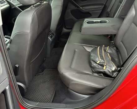 Красный Фольксваген Гольф, объемом двигателя 1.8 л и пробегом 150 тыс. км за 12500 $, фото 33 на Automoto.ua