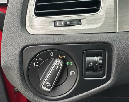 Красный Фольксваген Гольф, объемом двигателя 1.8 л и пробегом 150 тыс. км за 12500 $, фото 37 на Automoto.ua