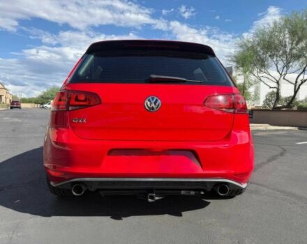 Красный Фольксваген Гольф, объемом двигателя 2 л и пробегом 71 тыс. км за 4000 $, фото 3 на Automoto.ua