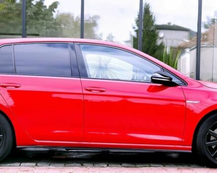 Красный Фольксваген Гольф, объемом двигателя 2 л и пробегом 77 тыс. км за 9500 $, фото 6 на Automoto.ua