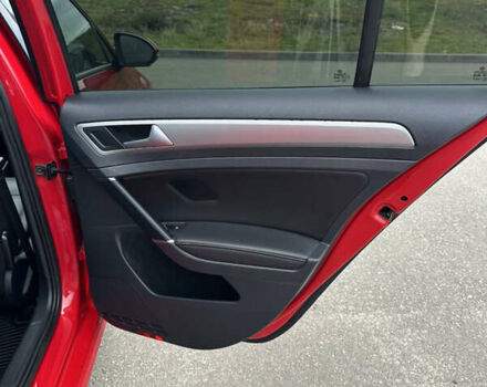 Красный Фольксваген Гольф, объемом двигателя 1.8 л и пробегом 150 тыс. км за 12500 $, фото 31 на Automoto.ua