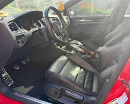 Красный Фольксваген Гольф, объемом двигателя 2 л и пробегом 71 тыс. км за 4000 $, фото 6 на Automoto.ua